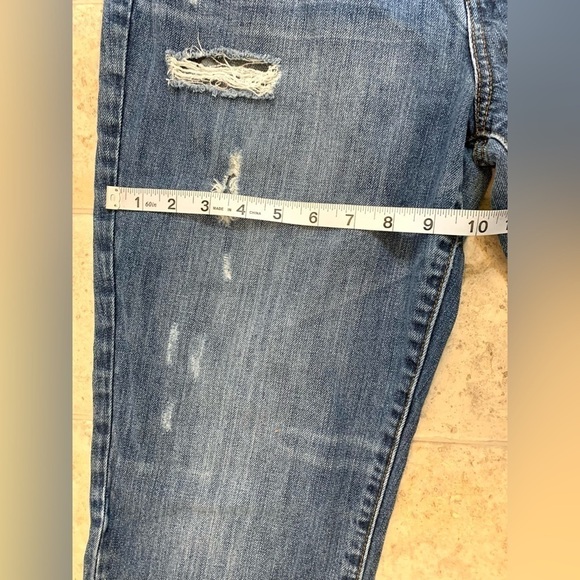 Ana Med Wash Distressed Cropped Jeans Size 30/10 - Picture 6 of 8
